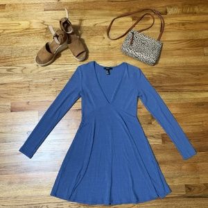 Effortless Blue V-Neck Dress
